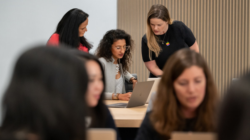 Apple推出以女性为主的企业家营地